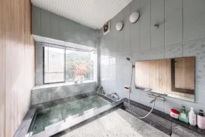 A private hot spring inn in Izu where you can enjoy the rare alkaline hot springs that are good for the skin and the deep green scenery　 - Image 3