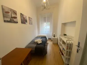 Apartment in the city center - Image 4