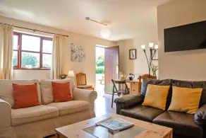 Alpaca Cottage - Alton Towers - Image 3