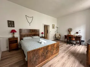 Typical fully-equipped studio – Near RER A train station - Image 2