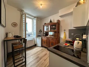 Typical fully-equipped studio – Near RER A train station - Image 3