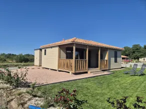 Chalet avec jardin - Image 2