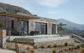 Neromai Cave Luxury Villas - Image 3