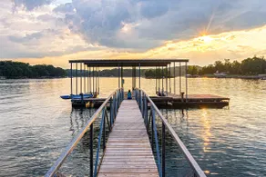 *Spacious Lakefront Mansion: 2 Hot Tubs, Sleeps 38 - Image 4