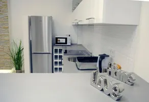Liszt Studios Apartment - Image 3