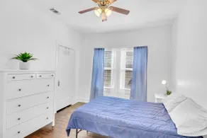 Historic Home Near Downtown - 2 Queens 2 Twins - Image 3
