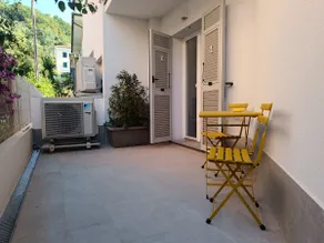 [Yellow Avocado] Elegant House with Garden - Image 3