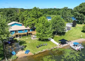 Sapphire Shores: Lakefront W/Hot Tub & Fireplace - Image 5