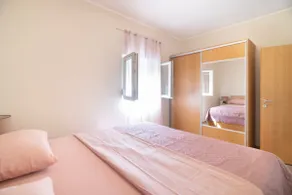 A secluded relaxing apartment - Image 5