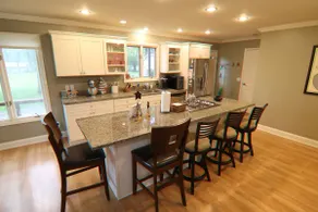Grand Oaks Lake House - Image 3