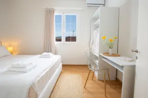 Chrisanto townhouse - Image 2