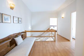 Chrisanto townhouse - Image 5