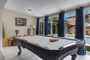 Martha's Getaway-FREE Heated Pool/5 Bed/Pool Table - Image 2