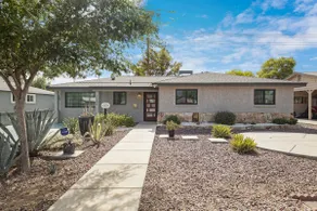 Martha's Getaway-FREE Heated Pool/5 Bed/Pool Table - Image 5