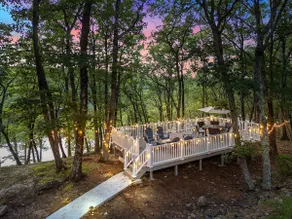 !Poconos TREE HOUSE LAKE+Swim SPA+Cinema + Kayak! - Image 5
