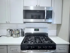 Modern Family Haven - Minutes from Disney Magic-OC - Image 3