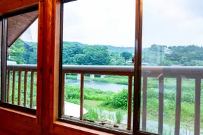 A place to play and stay with your family! Entire private log cabin | All-weather BBQ & plenty of fun activities - Image 2