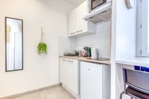 Studio *Le Saphir* Cozy – Gare Parilly - Image 2
