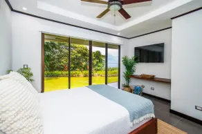 Ocean-Mountain views 2 Bdr, Villa Pelicano - Image 3