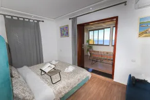 Moyra Hill • Between two seas • Exclusive stay - Image 3
