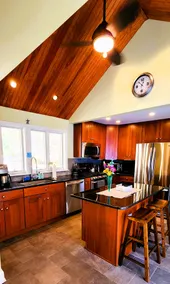 Lunar Lounge • 6 acres • Fireplace • Pet Friendly - Image 3