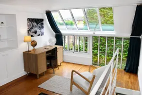 Cozy Artist Loft - Image 3