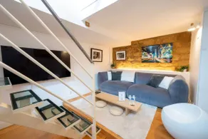 Cozy Artist Loft - Image 2
