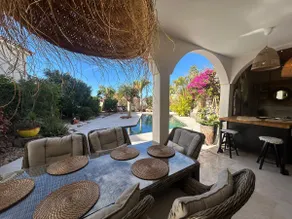 Villa Oasis - beautiful house with private pool - Image 2