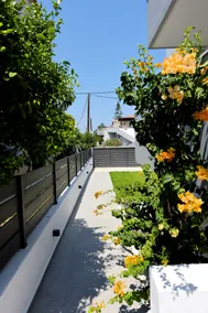 Charming Greek-Style Guest House - Image 5