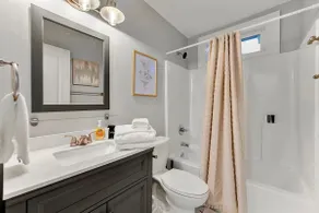 SuperHost ~ Cozy Home minutes to Downtown Atlanta! - Image 5