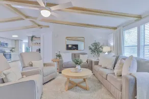 Chapin Charmer - Dog Friendly - Fully fenced in - Image 4