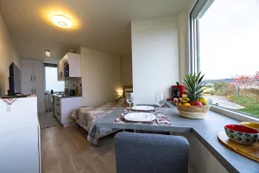 2-person studio with sea view, enclosed terrace, fiber WiFi - Image 2