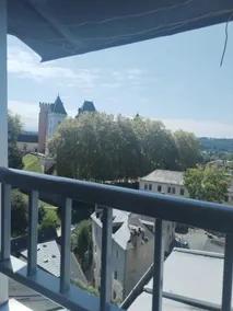 View of the Château de Pau • Right in the center • Bright - Image 3