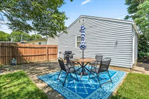 Parrot Head Haven-Bar-Patio-Cornhole-Grill - Image 5