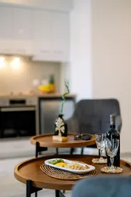 Icarus & Hermes Luxury Apartments - Image 5