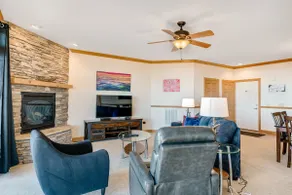 Comfy Condo At Top Of Sugar Mtn! - Image 3