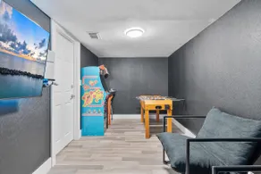 Beach House w/Private Pool • Hot Tub & Game Room - Image 4
