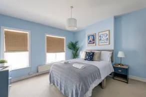 Charming and Cosy 2-bed Home in Nottingham by Renzo, Free Wi-Fi, Great Location - Image 5