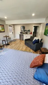 7 woodbine st suite - Image 2
