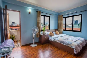 Tranquil Airbnb with Rooftop - Image 2