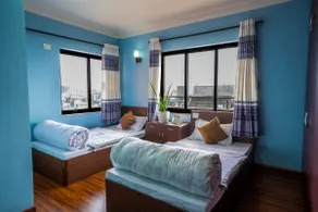 Tranquil Airbnb with Rooftop - Image 5