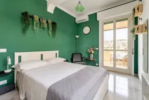 Green Holiday Penthouse - Image 2