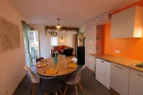 Cozy 3 bedroom apartment - Image 3