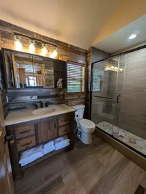 Rustic Cottage Downtown Twin Lakes - Image 4