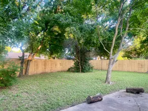 Near Stockyards, Cowboys Stadium & TCU - Image 5