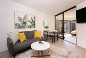 Bishop Suites @ Executive Centre - Mountain View - Image 2