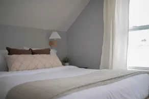The Bluebird - Image 3