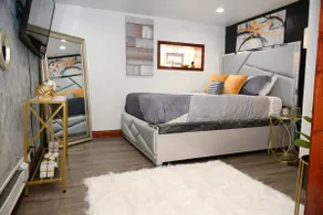 Modern Oasis – Minutes from O’Hare - Image 3