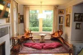 Private Luxurious Canal Estate - Image 2