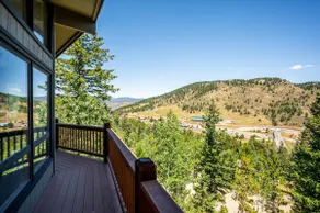 Sky Mountain Retreat - Image 3